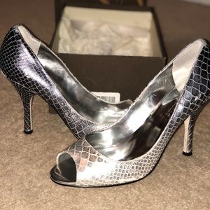 Enzo Angiolini “Eamaylie” heels 👠